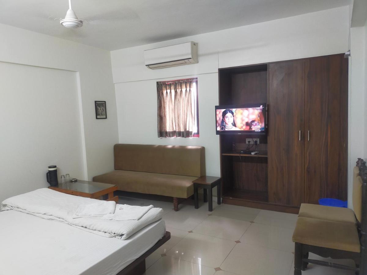 Hotel Kartiki Aurangabad  Zewnętrze zdjęcie